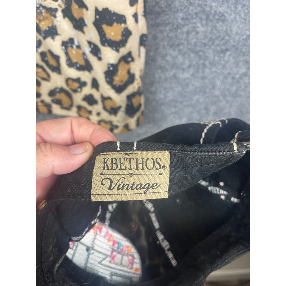 Graphic Tee Shirt & Hat Women's XL Tan Leopard Camping Is My Happy Place - Picture 12 of 13